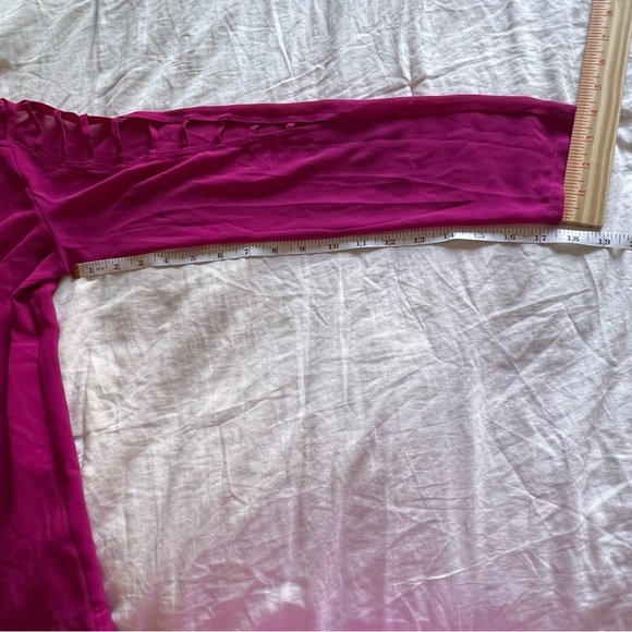 Akira Chicago Red Label Womens Magenta Lightweight Blouse Top Size M - Picture 7 of 7